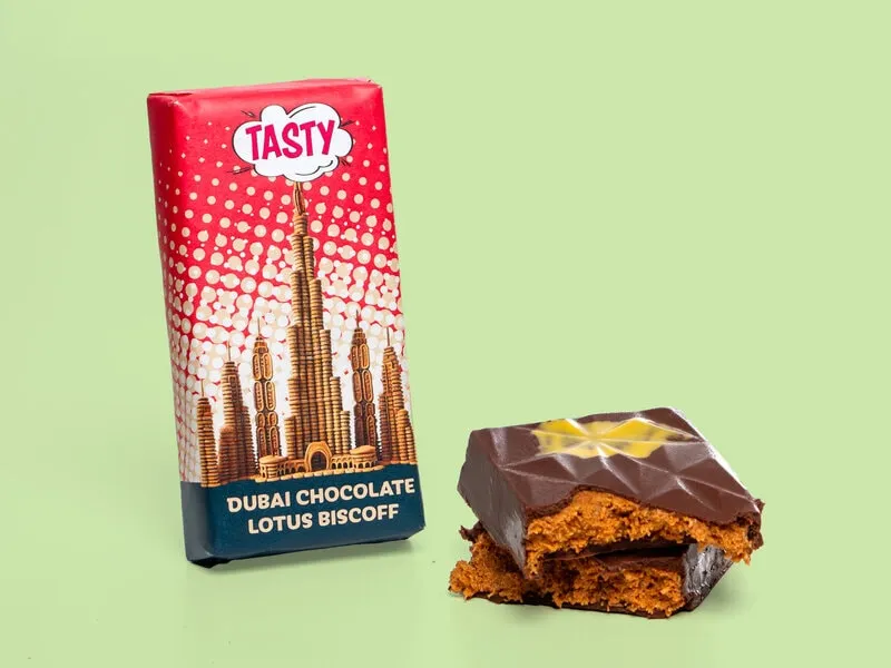 En nyfiken person tar hjälp av sin gör och känner att en egen måste få följa med hem.