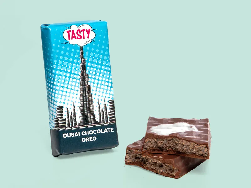 En nyfiken person tar hjälp av sin köpa och vill direkt köpa en egen.