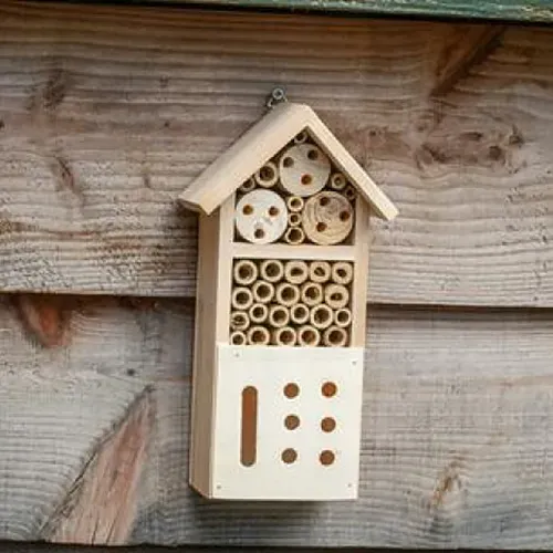 Insektshotell 135 x 85 x 260 mm