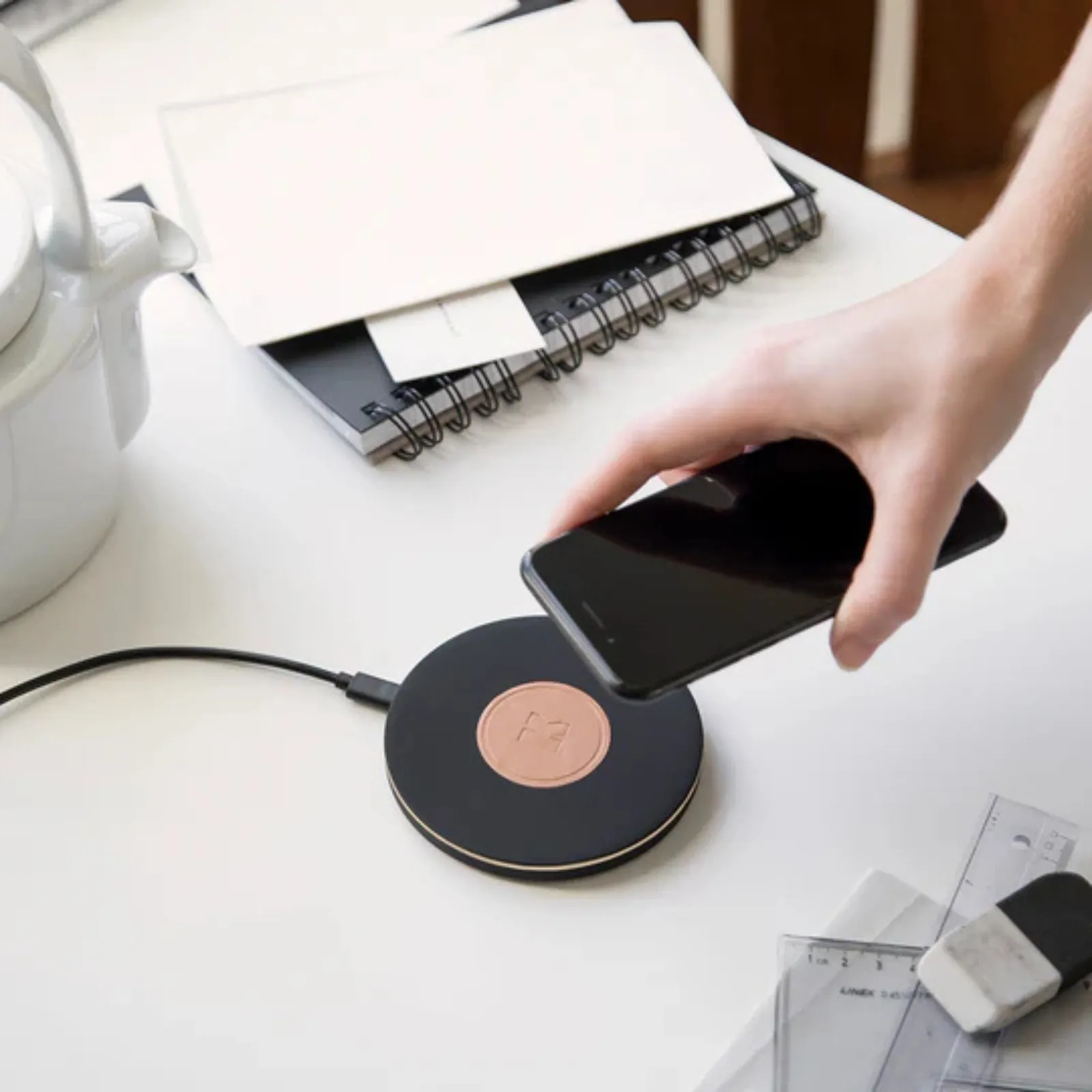 Laddningsplatta wiCHARGE II Qi Svart